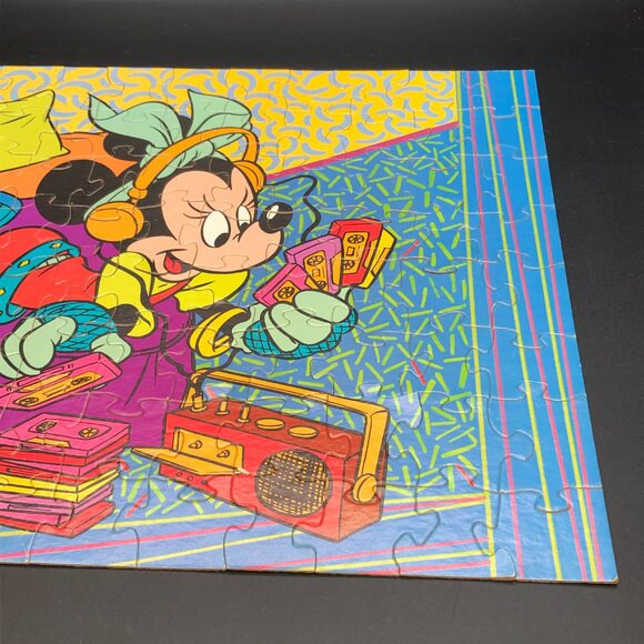 Vintage 80s TOTALLY MINNIE Mouse "Playing Tapes" Jigsaw Puzzle 100 pcs COMPLETE - Picture 5 of 10